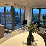 Stylish Penthouse Central London-Zone 1